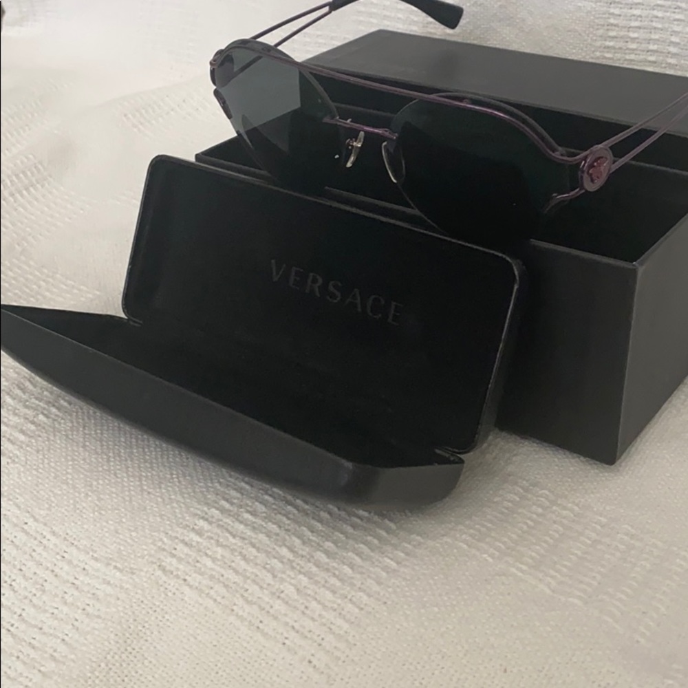 Violet Versace Aviators - Picture 3 of 4